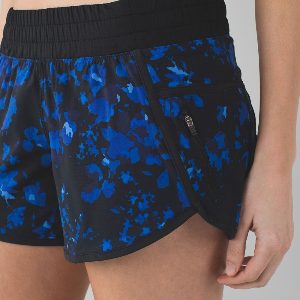 Lululemon Tracker Short III *4-way Stretch Dandy Digie Porcelaine Black/Black